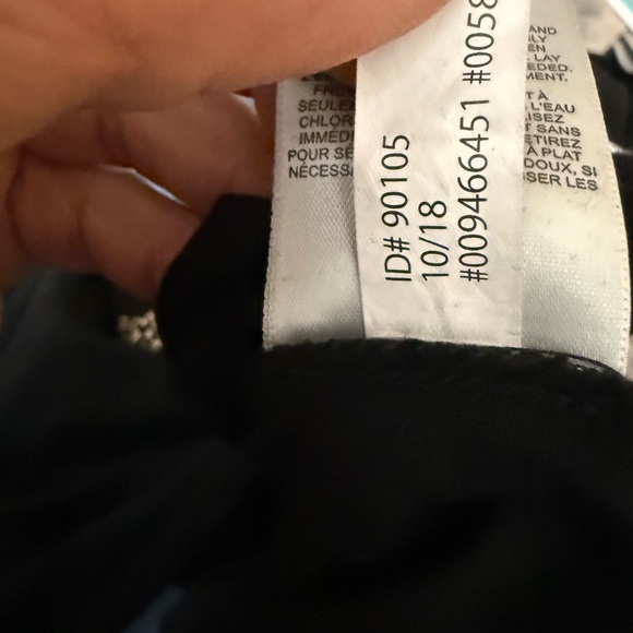 Express Black Sequin Graphic Short Sleeve Tee with Gold Accent Size Small - Picture 7 of 7